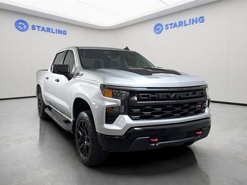 Used 2022 Chevrolet Silverado 1500 Custom Trail Boss w/ LPO, Dark Essentials Package image 14