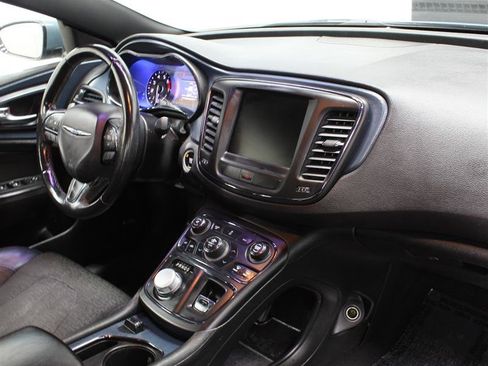 Used 2015 Chrysler 200 S w/ Navigation & Sound Group I FWD image 10