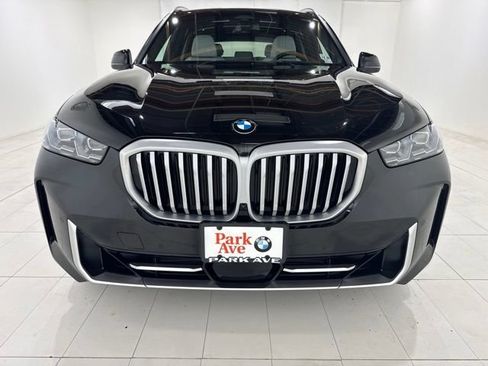 Used 2026 BMW X5 xDrive40i w/ Climate Comfort Package AWD/4WD image 2