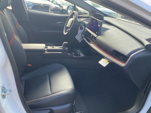 New 2026 Toyota Prius Plug-In Hybrid image 16