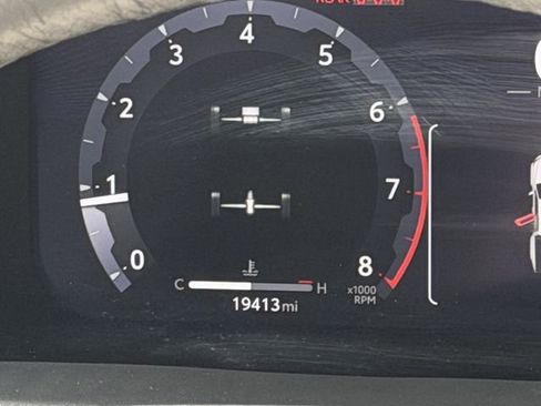 Certified 2025 Toyota Tacoma TRD Off-Road image 6