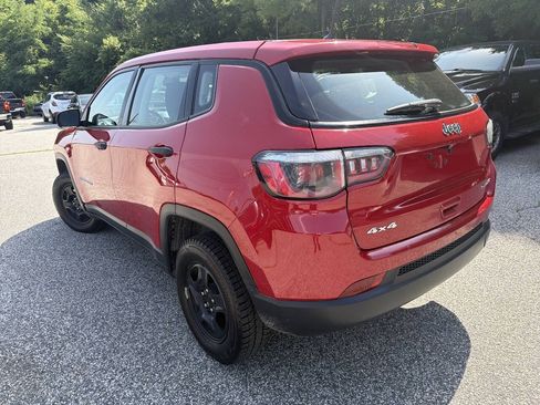 Used 2018 Jeep Compass Sport w/ Cold Weather Group AWD/4WD image 8