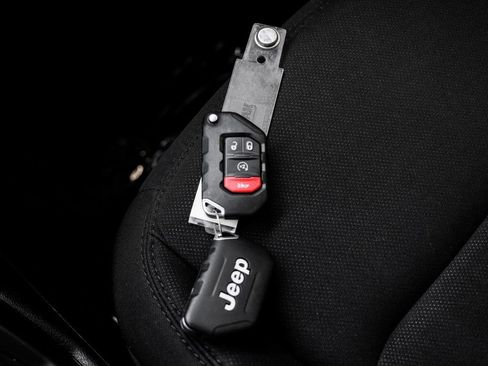 Used 2021 Jeep Wrangler Unlimited Sport image 61