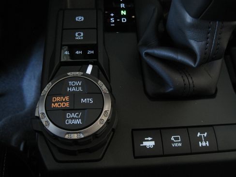 New 2025 Toyota 4Runner TRD Off-Road Premium image 16