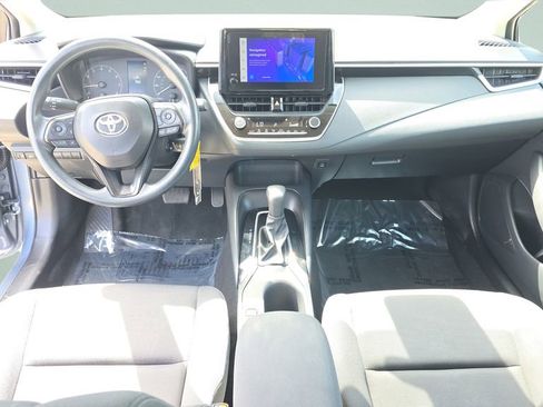 Used 2024 Toyota Corolla LE FWD image 11