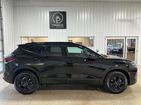 Used 2024 Chevrolet Blazer LT w/ Convenience Package image 18