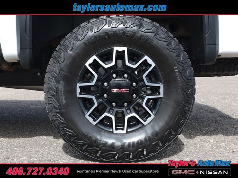 Used 2024 GMC Sierra 2500 AT4X AWD/4WD image 53