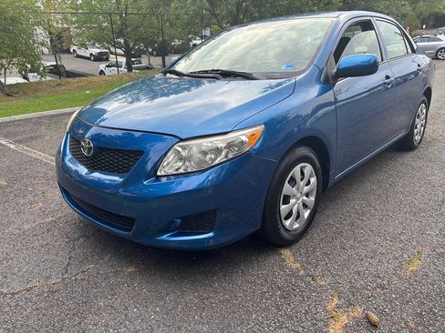 Used 2009 Toyota Corolla LE FWD image 1