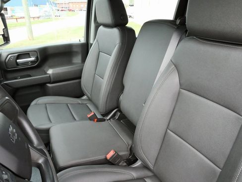 Used 2024 Chevrolet Silverado 3500 W/T w/ Snow Plow Prep/Camper Package image 35