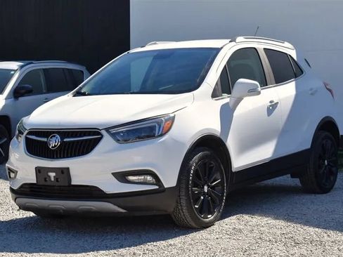 Used 2020 Buick Encore Essence FWD image 8