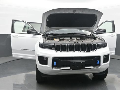 Used 2022 Jeep Grand Cherokee Overland image 59