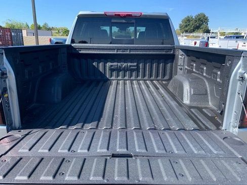 New 2026 GMC Sierra 1500 AT4X AWD/4WD image 4