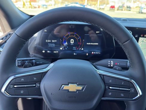 New 2026 Chevrolet Equinox LT image 23