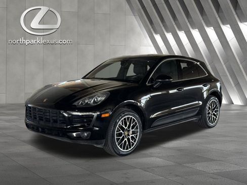 Used 2017 Porsche Macan S AWD/4WD image 3