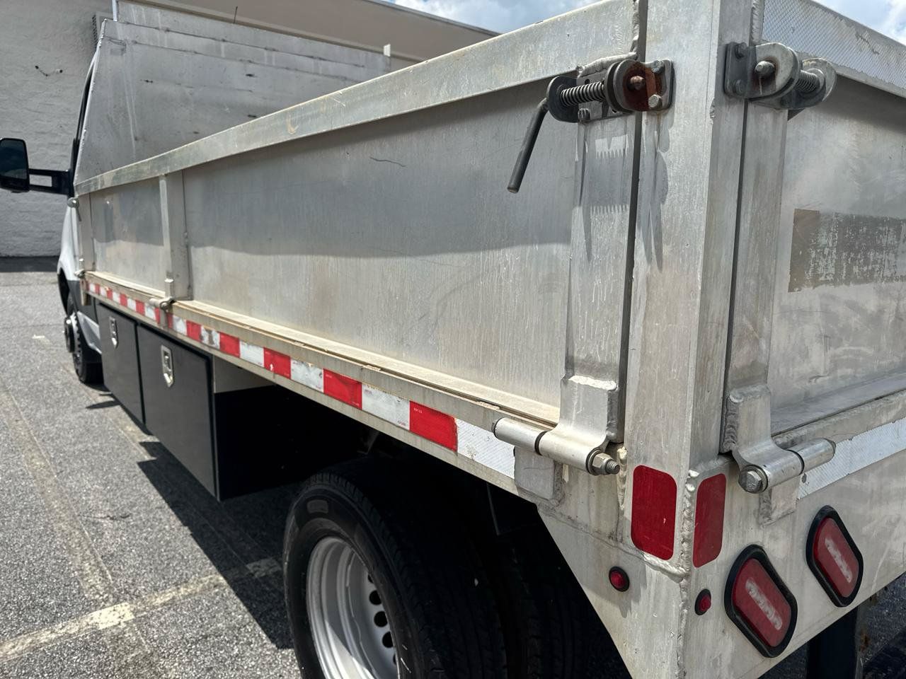 Used 2019 Mercedes-Benz Sprinter 170 w/ Premium Plus Package image 11