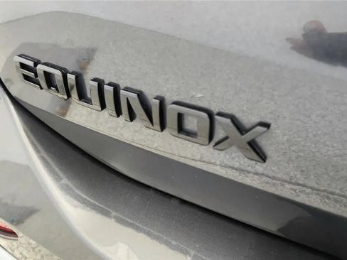 Used 2023 Chevrolet Equinox RS AWD/4WD image 34