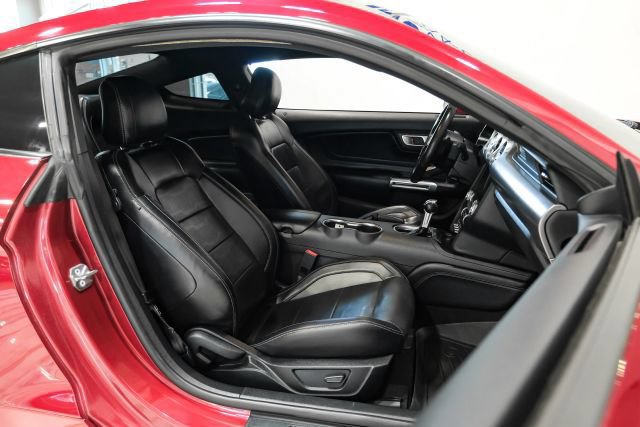 Used 2020 Ford Mustang GT Premium w/ Equipment Group 401A RWD image 26