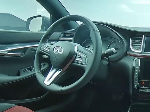 New 2025 INFINITI QX50 Sport image 23