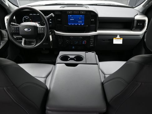 Used 2023 Ford F350 XL image 13