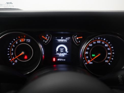 Used 2023 Jeep Wrangler Unlimited Sport AWD/4WD image 28