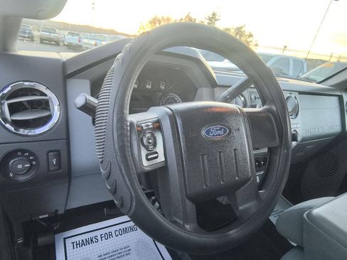 Used 2011 Ford F450 XLT w/ FX4 4X4 Off-Road Pkg image 16