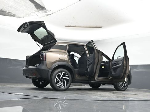 New 2026 Nissan Kicks SV w/ Charging Package image 45