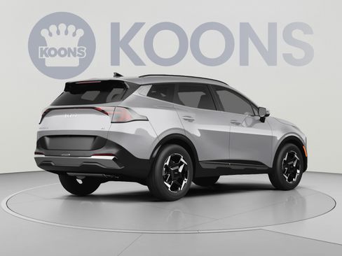 New 2026 Kia Sportage EX FWD image 4