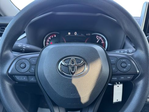 Used 2024 Toyota RAV4 LE AWD/4WD image 16