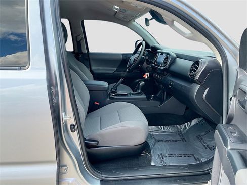Used 2022 Toyota Tacoma SR image 25