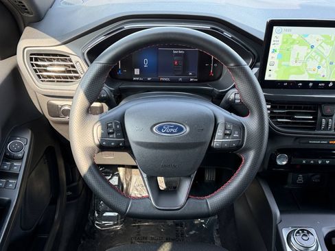 Used 2025 Ford Escape ST-Line w/ Tech Pack #1 AWD/4WD image 14