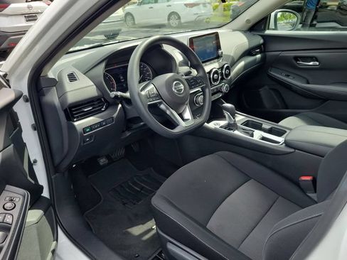 Used 2023 Nissan Sentra SV FWD image 13