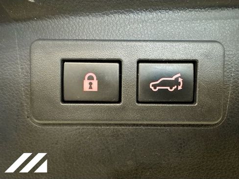 Used 2022 Subaru Outback Limited XT AWD/4WD image 30
