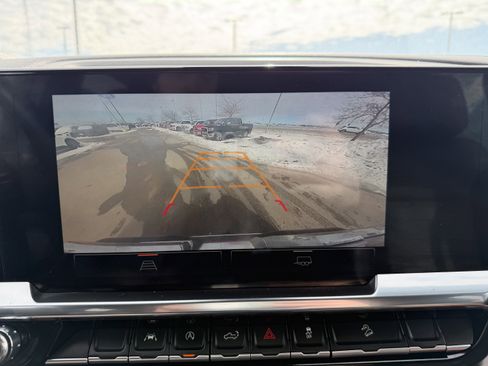 Used 2023 GMC Sierra 1500 SLT w/ SLT Premium Package image 23