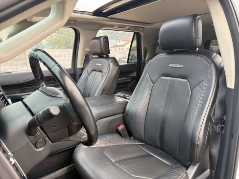 Used 2020 Ford Expedition Max Platinum AWD/4WD image 17