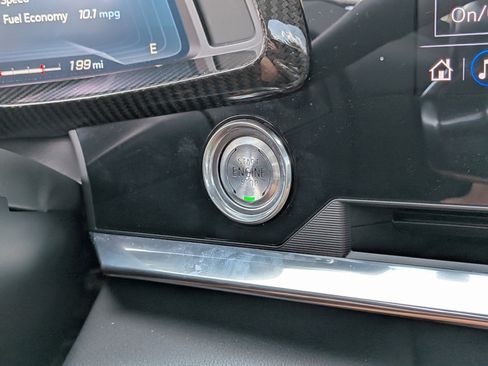 Used 2020 Chevrolet Corvette Stingray Preferred Conv w/ 2LT Preferred Equipment Group RWD image 27