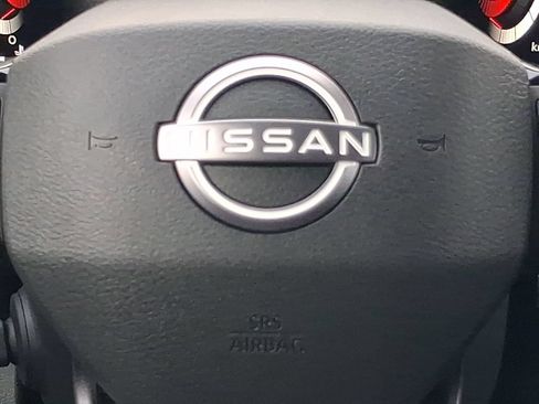 New 2026 Nissan Pathfinder Platinum FWD image 12