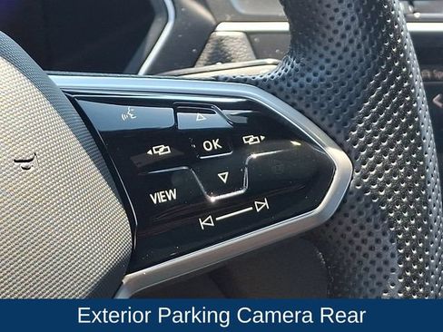 Used 2024 Volkswagen Tiguan SE R-Line AWD/4WD image 8