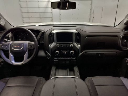 Used 2023 GMC Sierra 2500 SLT w/ SLT Premium Package AWD/4WD image 13