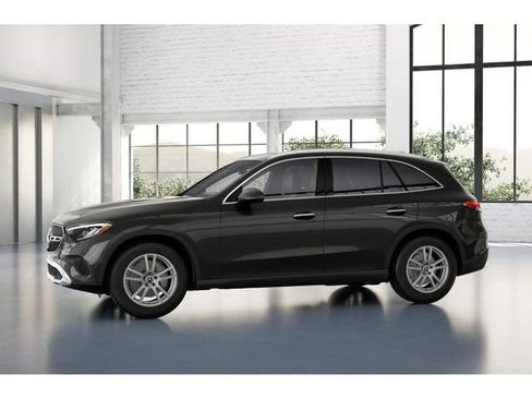 New 2026 Mercedes-Benz GLC 300 4MATIC image 36