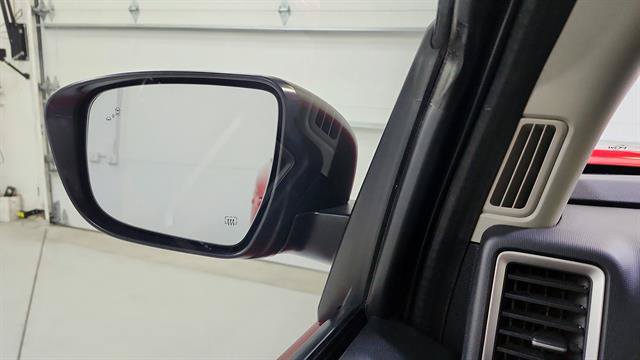 Used 2022 Nissan Frontier SV RWD image 12