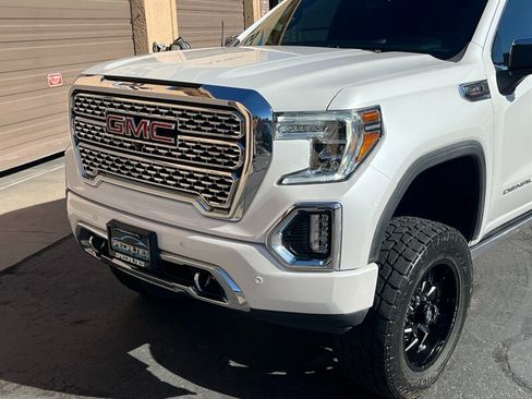 Used 2021 GMC Sierra 1500 Denali w/ Denali Ultimate Package AWD/4WD image 11