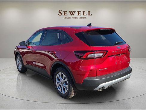 New 2026 Ford Escape Active image 3