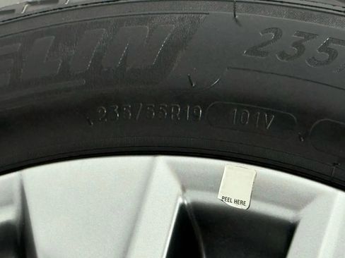 Used 2022 Toyota RAV4 XLE Premium image 45