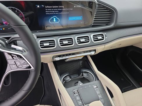 New 2026 Mercedes-Benz GLE 450 4MATIC image 18