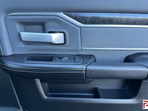 Used 2019 RAM 2500 Big Horn image 21