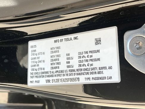 Used 2025 Tesla Model 3 Long Range RWD image 33