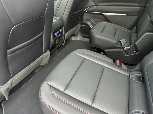 New 2026 Chevrolet Traverse Z71 image 13