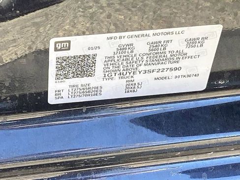 Used 2025 GMC Sierra 3500 Denali Ultimate image 30