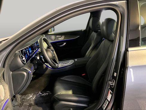 Used 2021 Mercedes-Benz E 350 4MATIC Sedan image 9