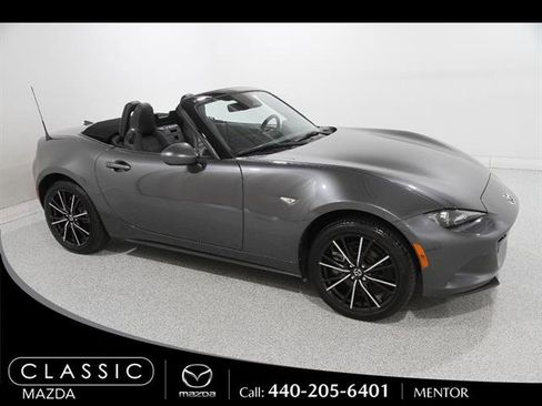 Used 2025 MAZDA MX-5 Miata Grand Touring RWD image 1